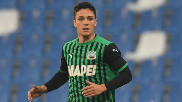 今年会真人游戏-包含毕尔巴鄂竞技发布备战花絮；关键时刻更衣室发声；荷甲任务艰巨；纪律约束更严格的词条