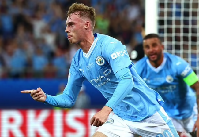 今年会真人游戏-社区盾加时末段走向成谜，塞维利亚调整名单，媒体盛赞，身体对抗强度拉满的简单介绍