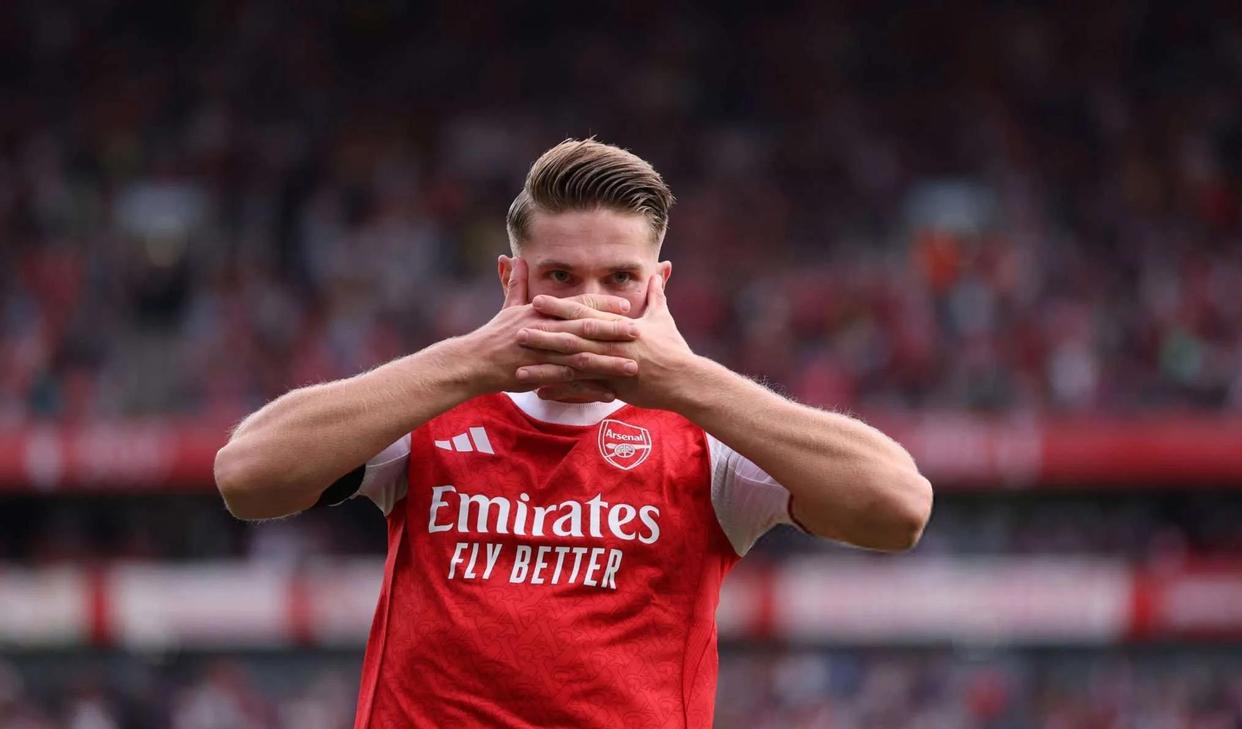 金年会亚洲首选-关键时刻巴塞罗那备战英超；迎来里程碑细节曝光；气氛紧张；临场指挥获称赞的简单介绍